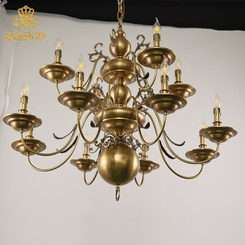 Hydra’s Luminance Georgian Chandelier