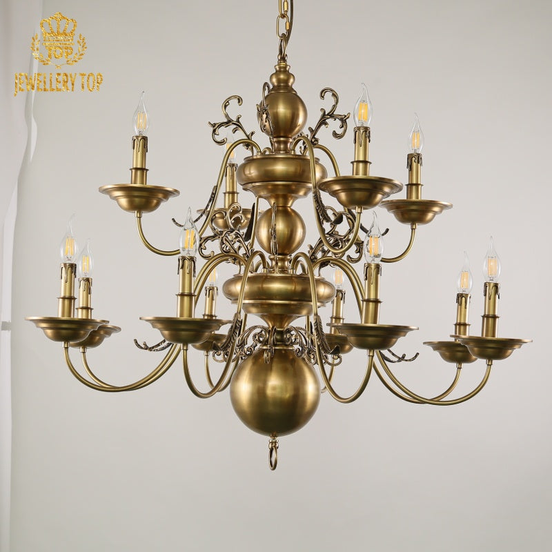 Hydra’s Luminance Georgian Chandelier