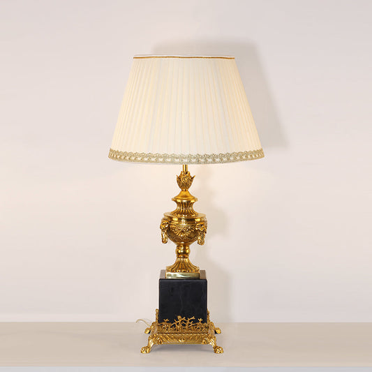 Elegant fabric lampshade of Versailles Majesty Vintage Table Lamp