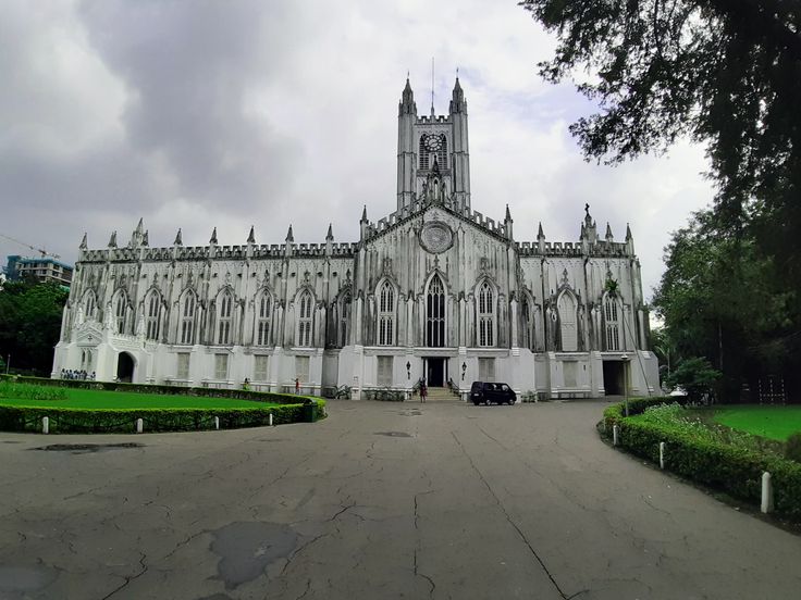 St. Paul’s Church: A Sanctuary of History and Georgian Charm