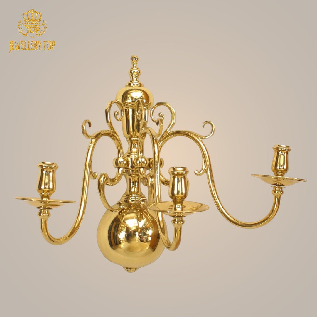 Elegant Georgian wall lamp in polished brass, designed to add timeless beauty to your space.